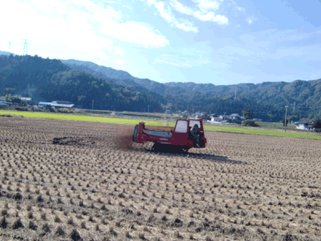日本酒の素、酒米「山田錦」栽培のための土作りが始まりました！